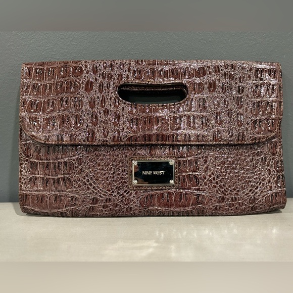 Nine West Clutch - Picture 1 of 5